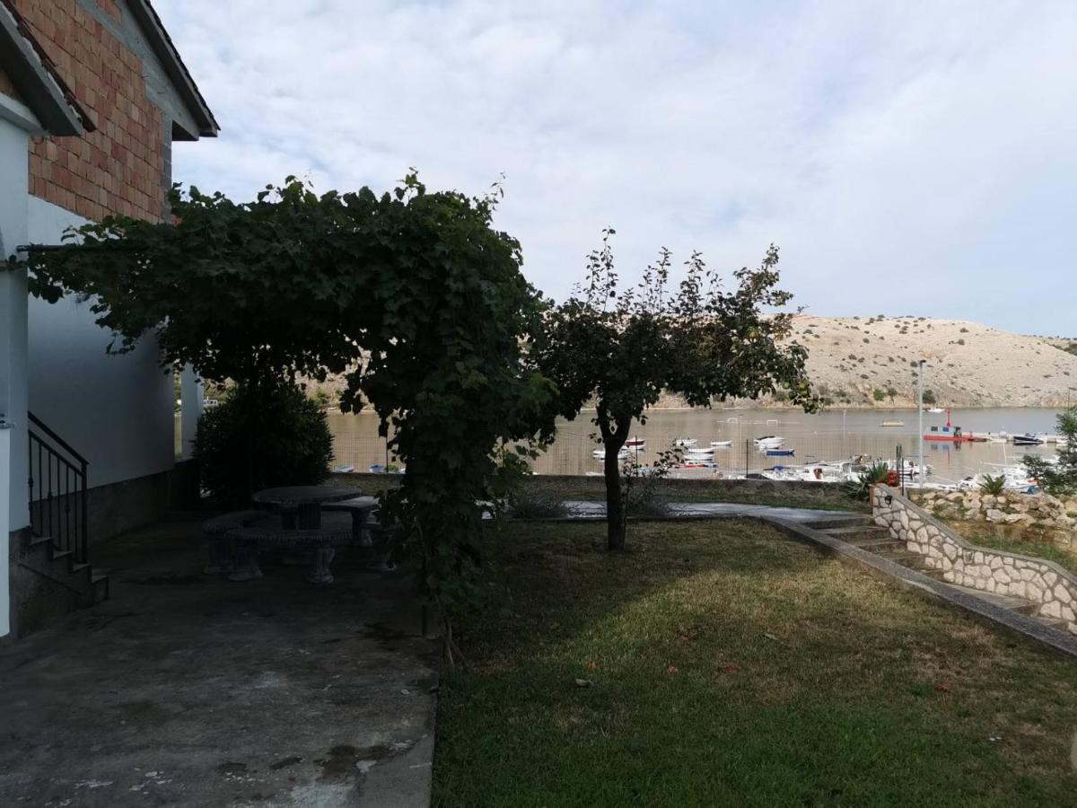 Mariva Apartments Lopar Exterior photo